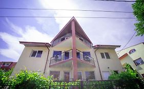 Vila Cristian